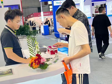 芯片为什么越做越？国产化沉点关注晶圆划片刀！