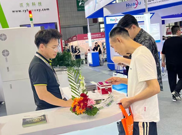 全自动精密划片机利用于Mini/Micro LED模组切割，助力半导体划切设备国产化！